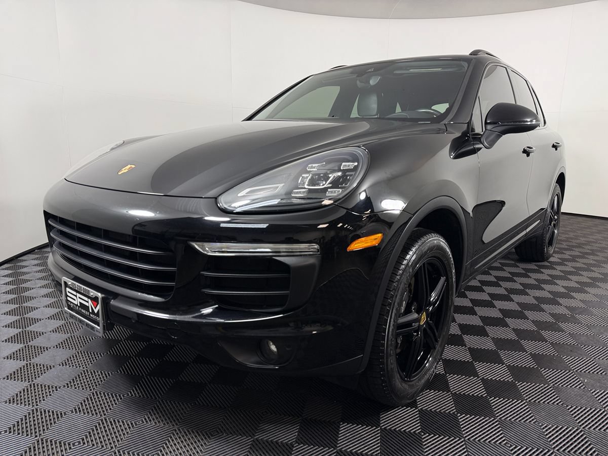 Used 2018 Porsche Cayenne AWD/4WD image 3