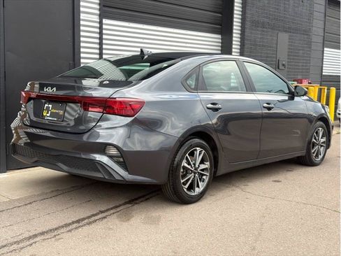 Used 2024 Kia Forte LXS FWD image 10