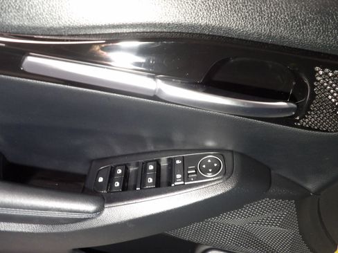 Used 2023 Kia Seltos S AWD/4WD image 12