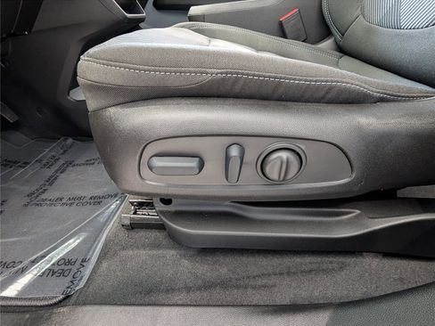 New 2027 Chevrolet Bolt LT w/ Comfort Package image 15