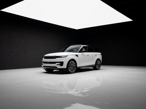 Used 2024 Land Rover Range Rover Sport SE image 78