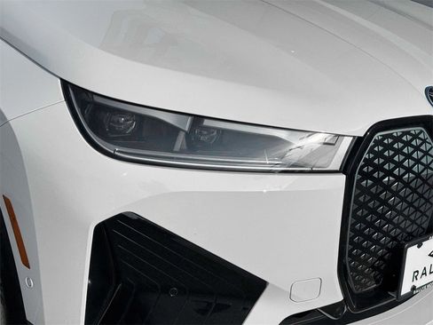 Certified 2025 BMW iX xDrive50 w/ Sport Package image 9