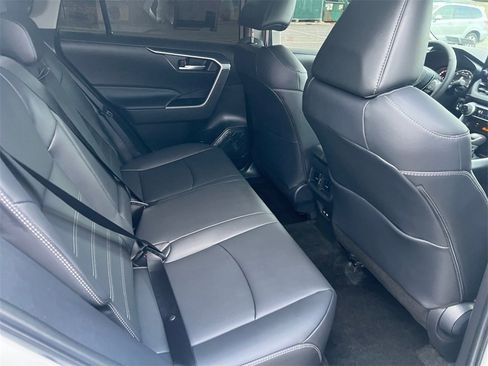 Used 2025 Toyota RAV4 XLE Premium image 19