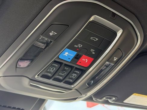 New 2026 Jeep Cherokee Overland w/ Trailer Tow Group image 29