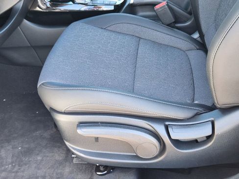 New 2026 Kia Seltos S AWD/4WD image 8