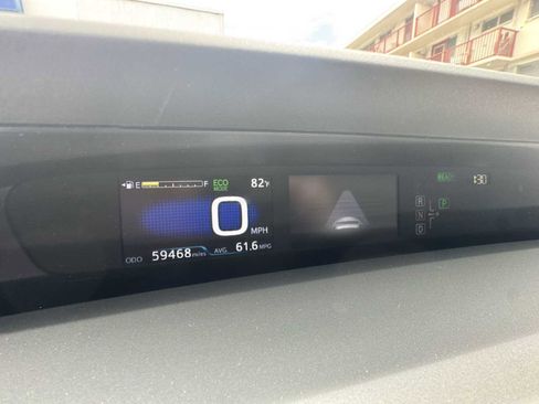 Used 2016 Toyota Prius Two FWD image 15