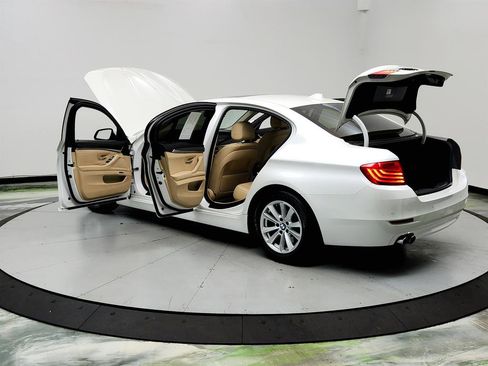 Used 2014 BMW 528i Sedan RWD image 12