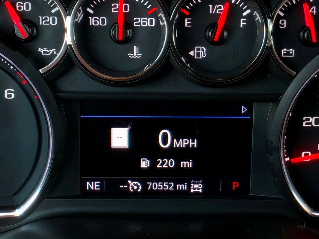 Used 2019 Chevrolet Silverado 1500 LTZ AWD/4WD image 34