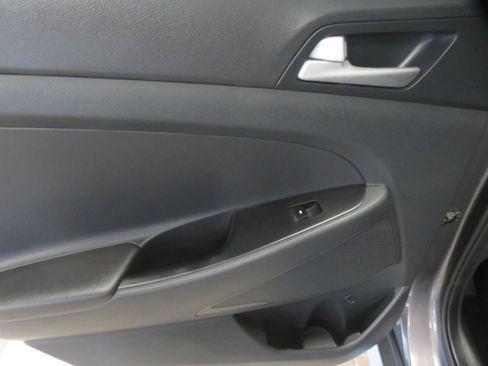 Used 2020 Hyundai Tucson SEL w/ Cargo Package FWD image 18