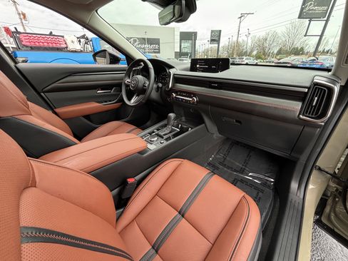 Certified 2025 MAZDA CX-50 2.5 Turbo w/ Premium Plus Pkg image 12