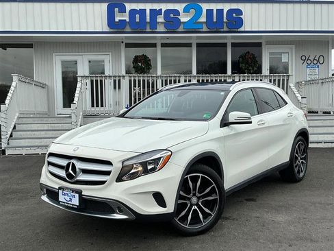 Used 2017 Mercedes-Benz GLA 250 4MATIC image 2