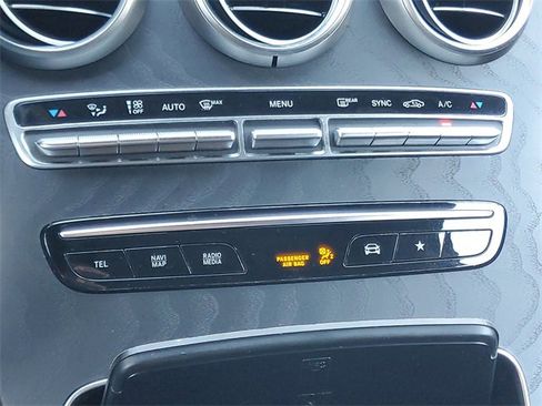 Used 2020 Mercedes-Benz GLC 43 AMG 4MATIC image 29