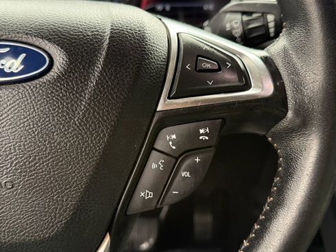 Used 2020 Ford Fusion SE w/ Equipment Group 151A FWD image 18