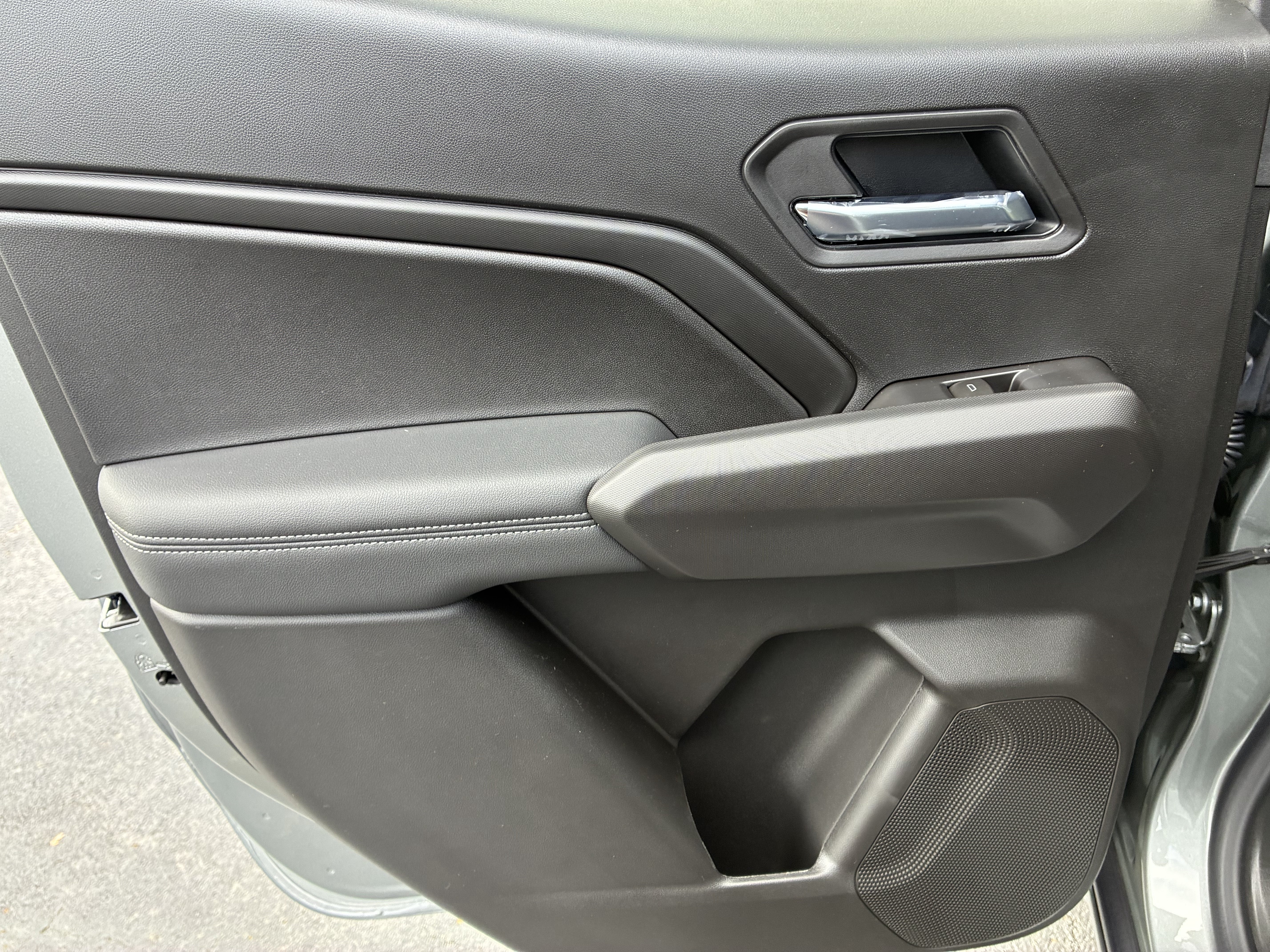 New 2026 Chevrolet Colorado LT w/ LT Convenience Package RWD image 19