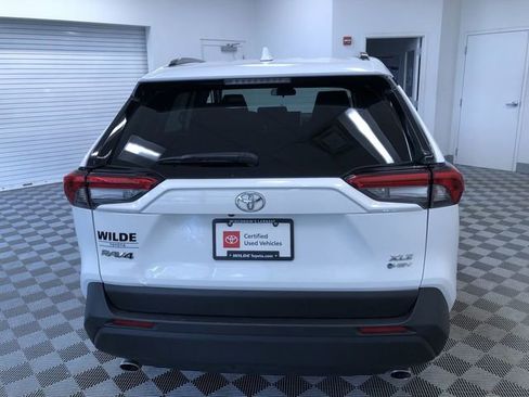 Certified 2025 Toyota RAV4 XLE AWD/4WD image 13