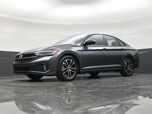 Used 2024 Volkswagen Jetta Sport FWD image 20