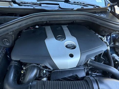 Used 2016 Mercedes-Benz GLE 300d 4MATIC image 37