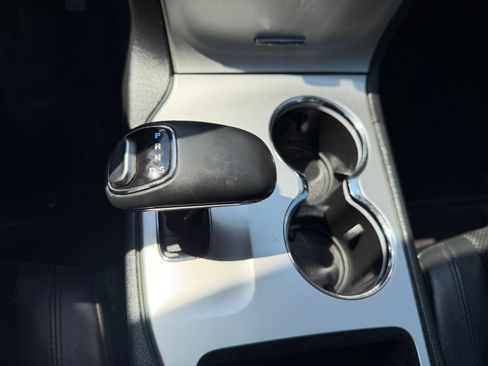 Used 2015 Jeep Grand Cherokee Altitude RWD image 26