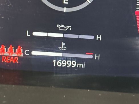 Used 2025 Toyota Tacoma TRD Off-Road AWD/4WD image 40