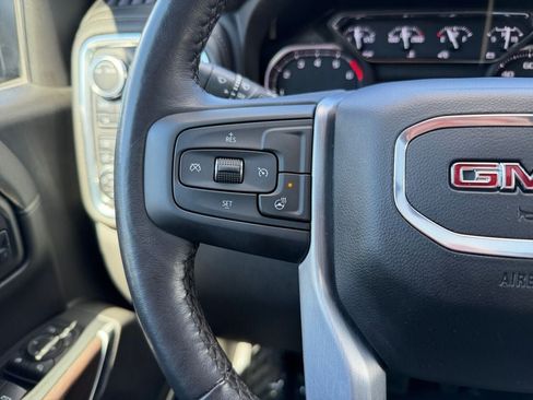 Used 2022 GMC Sierra 1500 SLT w/ SLT Convenience Package AWD/4WD image 15