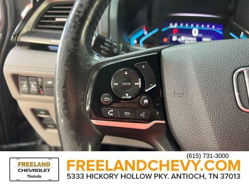 Used 2023 Honda Odyssey Elite image 17