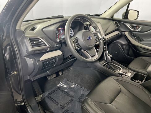 Used 2023 Subaru Forester Limited AWD/4WD image 9