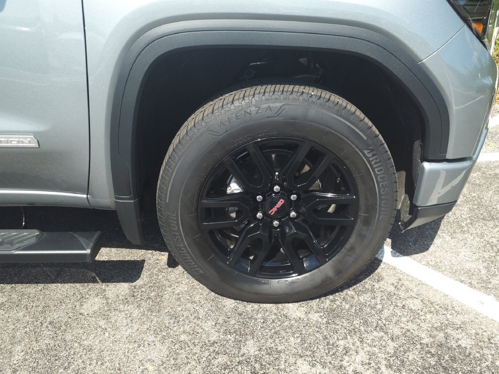 Used 2026 GMC Sierra 1500 Elevation AWD/4WD image 9
