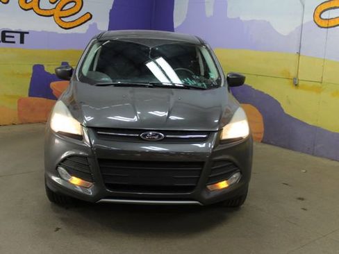 Used 2016 Ford Escape SE AWD/4WD image 3