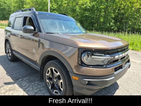 Used 2022 Ford Bronco Sport Outer Banks w/ Tech Package AWD/4WD image 14