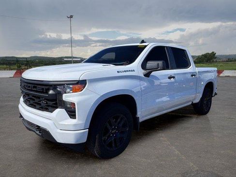 Used 2026 Chevrolet Silverado 1500 Custom RWD image 5