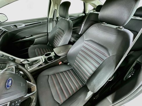 Used 2013 Ford Fusion SE FWD image 30