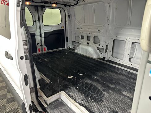 Used 2016 Ford Transit 150 130 Low Roof RWD image 10