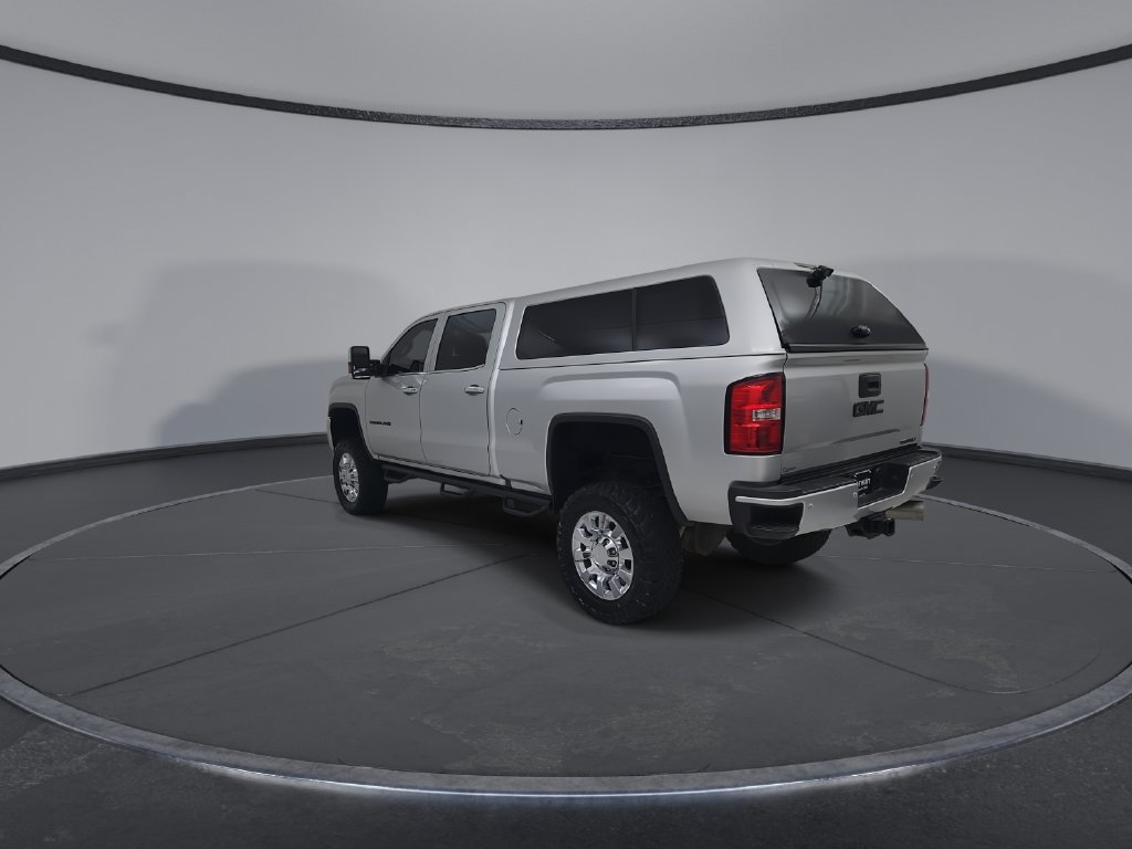 Used 2017 GMC Sierra 2500 Denali w/ Duramax Plus Package AWD/4WD image 13