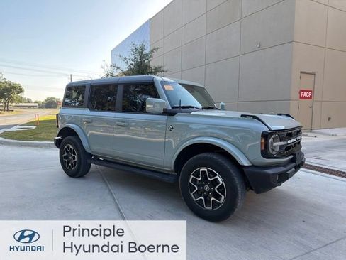 Used 2024 Ford Bronco Outer Banks AWD/4WD image 5