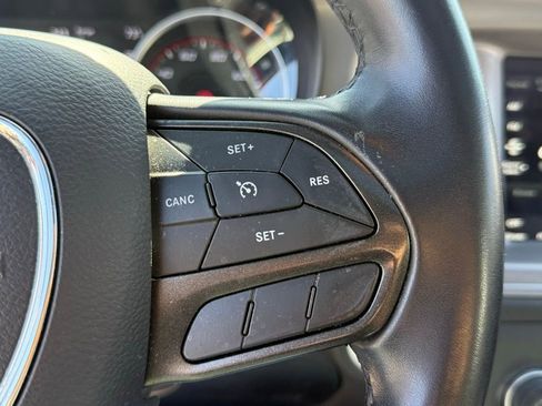 Used 2023 Dodge Charger SXT image 11