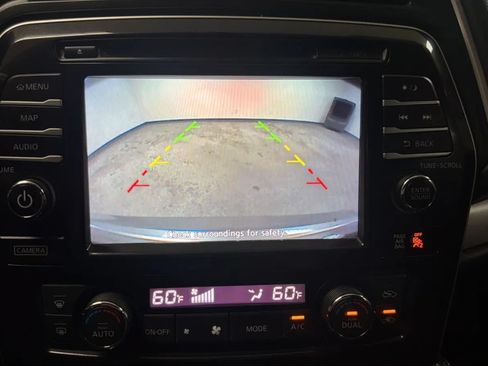 Used 2017 Nissan Maxima 3.5 SV FWD image 14