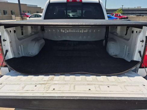 Used 2018 Chevrolet Silverado 1500 LT w/ All Star Edition AWD/4WD image 19
