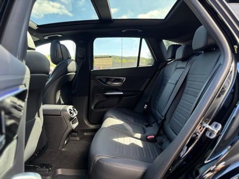 Used 2026 Mercedes-Benz GLC 300 4MATIC image 23