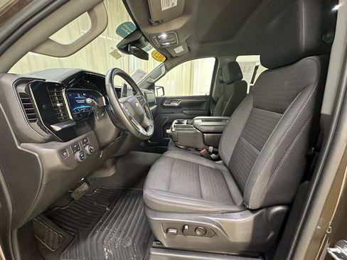 Certified 2023 Chevrolet Silverado 1500 LT image 26