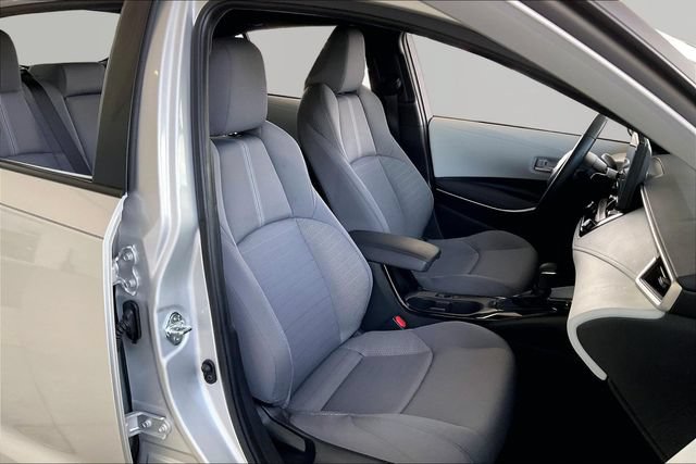 Used 2025 Toyota Corolla SE FWD image 19