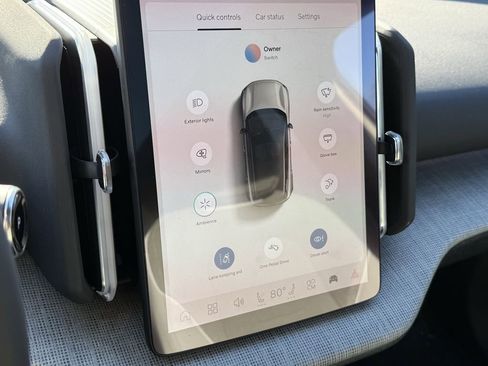 New 2026 Volvo EX30 Cross Country Ultra w/ Protection Package Premier image 23