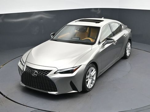 Used 2023 Lexus IS 300 w/ Comfort Package image 30