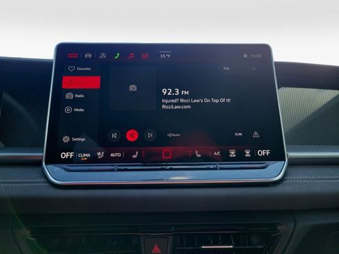 New 2026 Volkswagen Tiguan SE R-Line FWD image 17