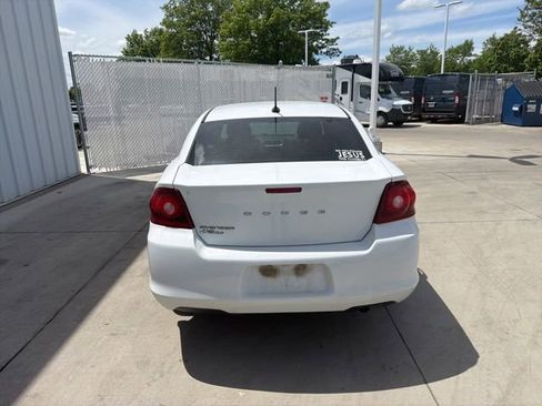 Used 2013 Dodge Avenger SE FWD image 12