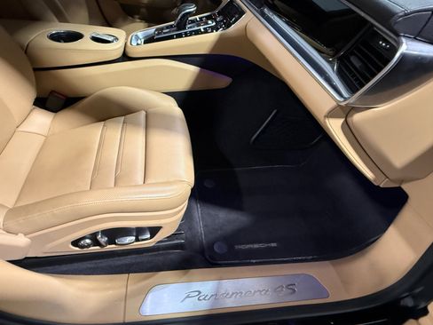 Used 2018 Porsche Panamera 4S AWD/4WD image 50