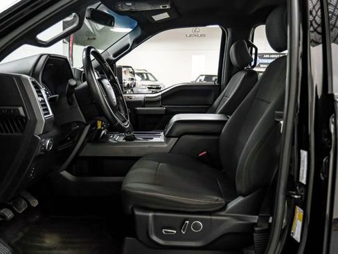 Used 2017 Ford F150 XLT w/ Equipment Group 302A Luxury AWD/4WD image 4