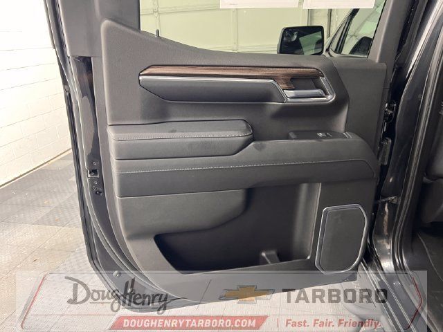 Used 2023 Chevrolet Silverado 1500 LT AWD/4WD image 30