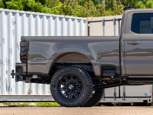 Used 2026 Ford F250 Lariat w/ Lariat Ultimate Package AWD/4WD image 42