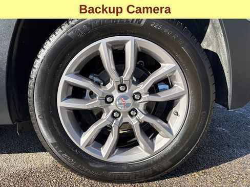 Used 2024 GMC Terrain SLT image 9