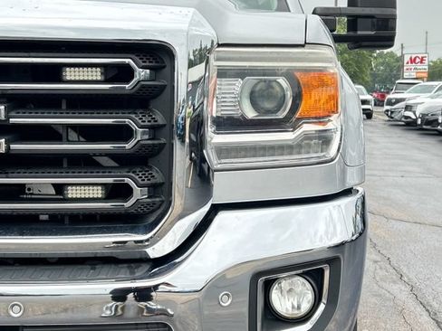 Used 2016 GMC Sierra 2500 SLT w/ Driver Alert Package AWD/4WD image 15